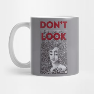 don't look , strange four eyed girl Mug